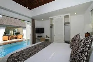 Collection O 20 Astana Kunti Seminyak Apartman