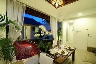 Collection O 20 Astana Kunti Seminyak Apartman